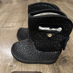 Bogs toddler boots